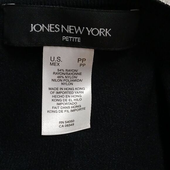 Jones New York Petite  black cardigan with embellished trim down front Sz SP - Picture 5 of 5